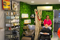 Innove Coiffure-Coiffeur près Périgueux-Extension de cheveux naturels-Coloration naturelle-DAVINES-Mèches-Bijoux fantaisie à Champcevinel