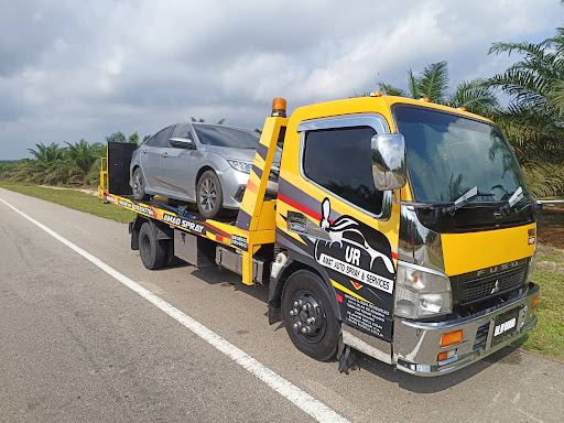 towing segamat UR AMAT AUTO SPRAY & SERVICES