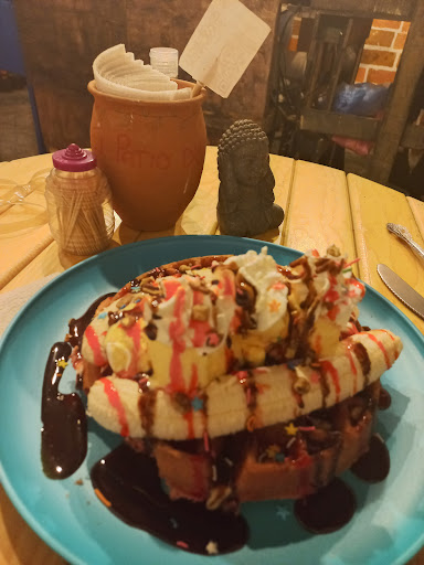 El Patio del Waffle - Thumbnail