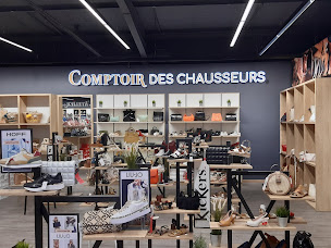 Photo n°4 de GDC - Lunel - Chaussures & Maroquinerie à Lunel (Magasin de maroquinerie)
