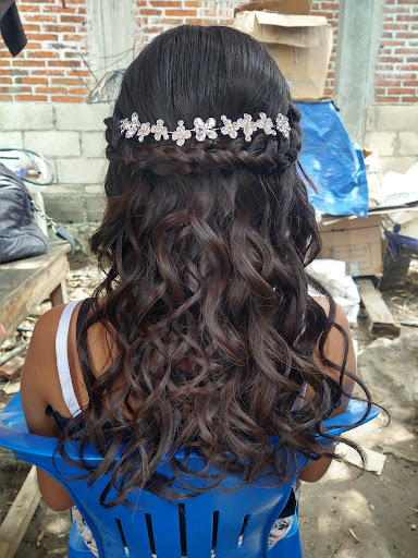 Bellísima salón, estilista profesional - Thumbnail