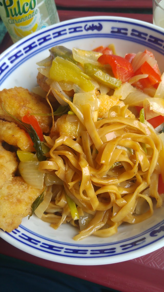CHEZ MALAY