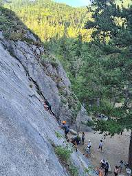 Photo n°7 de Happy Mountains Guillestre escalade, alpinisme, via-ferrata à Guillestre (Organisateur d’activités de plein air)