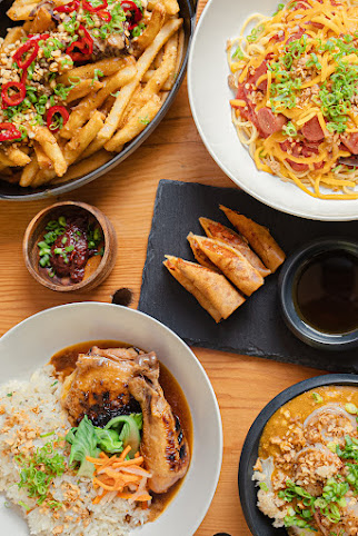 Baon Kainan Filipino Food Cart by null