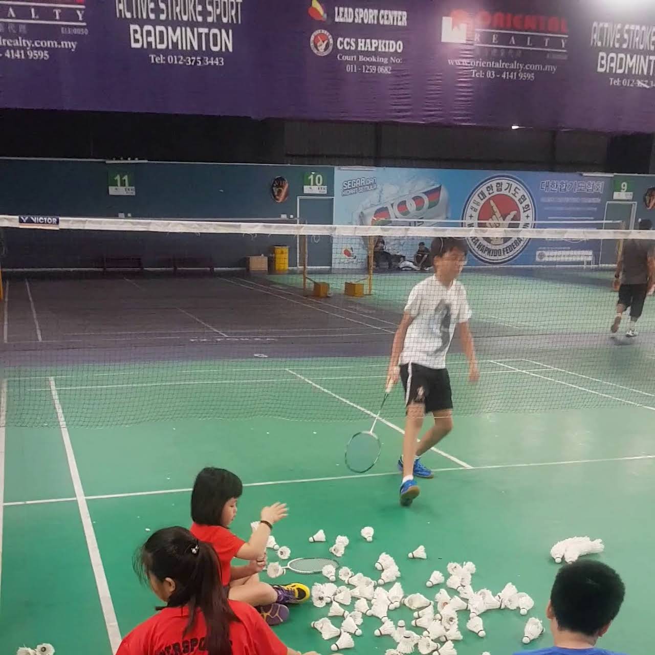 kota damansara badminton court