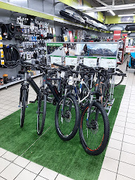 Photo n°12 de Feu Vert à Givors (Magasin d'articles pour remorques)