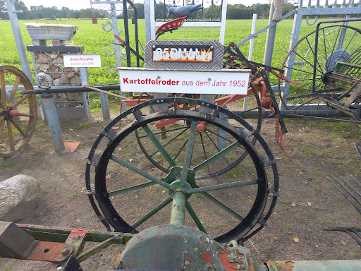 Oldtimer-Maschinenpark - Thumbnail