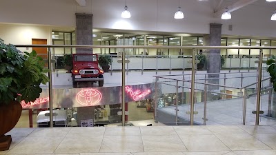 Photos of Stevinson Toyota West