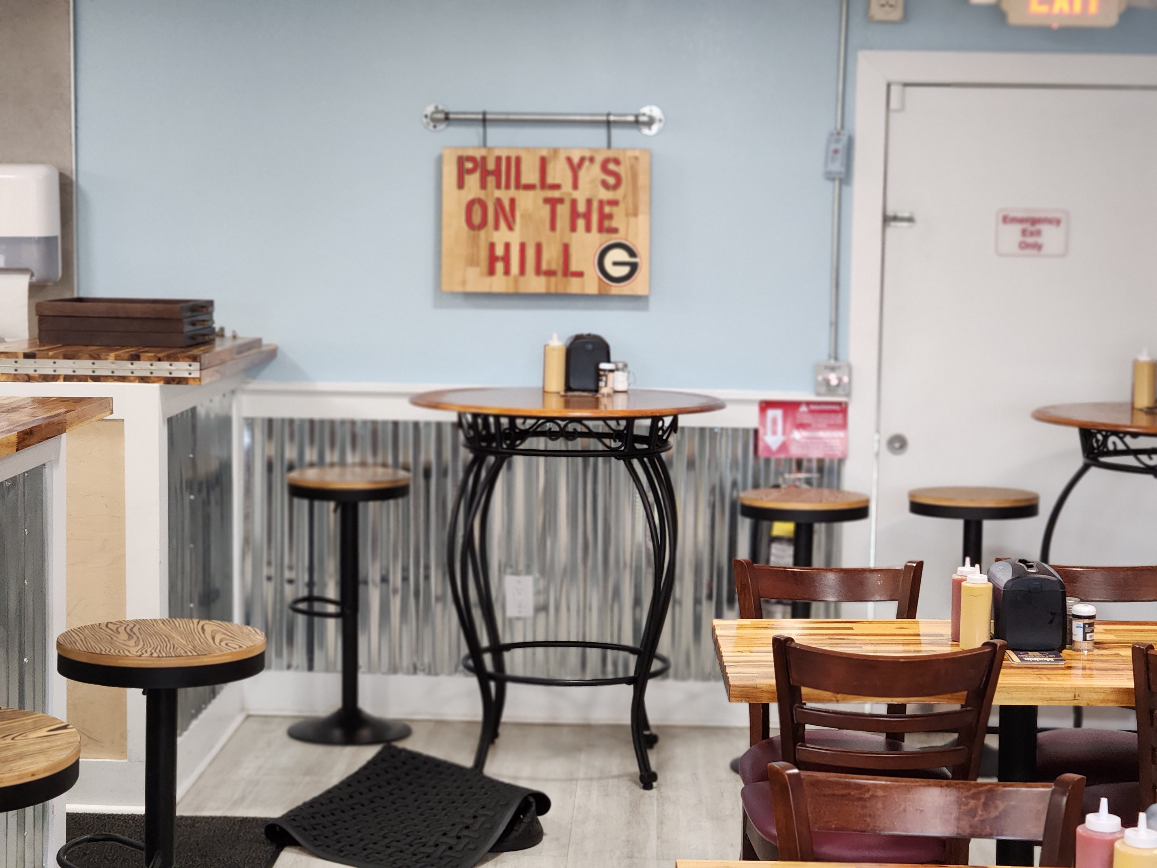 PHILLY’S On THE HILL