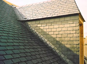 Photo n°4 de Rural Renovations à Saint-Germain-de-Coulamer (Couvreur)