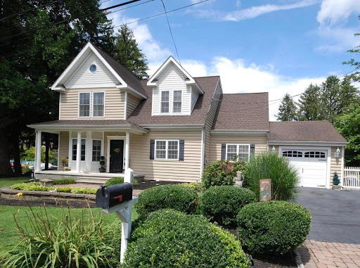 The Mary Dwyer & Amie Easterly Team - Berkshire Hathaway Home Services Fox & Roach Realtors Gallery - United States