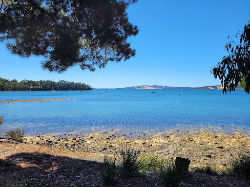 Peppermint Bay & Peppermint Bay Cruises - Thumbnail