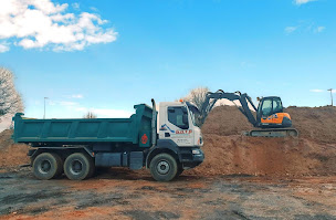 Photo n°6 de GDTP Travaux Publics à Challans (Société de construction de piscine)