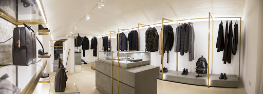 Boutique Galiano Napoli - Abbigliamento e accessori uomo/donna Gallery - Italy