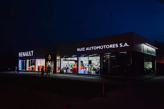 RUIZ S.A. Renault Sucursal Centro, Author: Daniel Medina