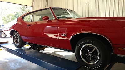 Photos of Dave's Super Tire and Auto Service