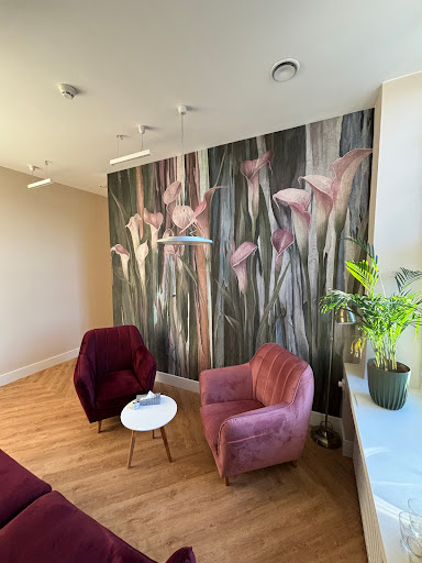 Instytut BezStresu. Psychoterapia, psycholog, psychoterapeuta. Leczenie: depresja, lęk, trauma, bezsenność, stres; EMDR, TDCS