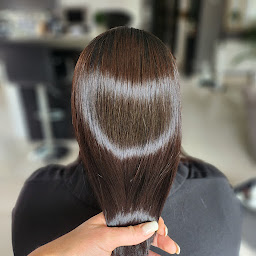 Photo n°13 de CAMILIA'R à Roanne (Salon de coiffure)