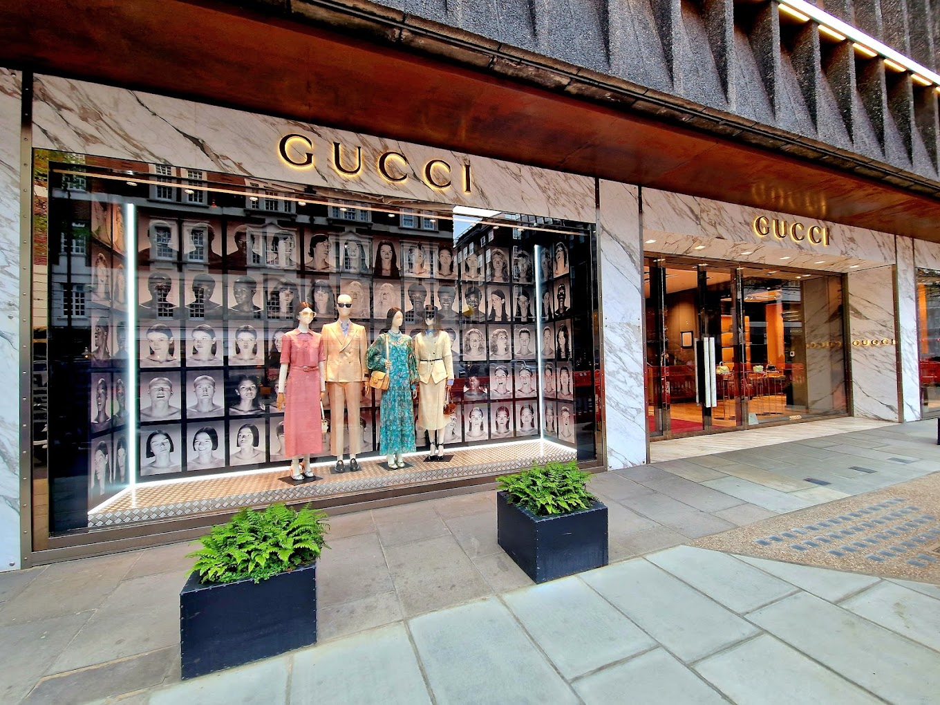 Explore the world of Gucci in London with our guide to the brand's exquisite boutiques. Discover the iconic luxury and Italian craftsmanship that Gucci is renowned for at their various locations throughout the city. From stylish fashion pieces to coveted handbags, accessories, fragrances, and more, indulge in the ultimate Gucci shopping experience in London. Immerse yourself in the timeless elegance and sophisticated allure of this prestigious fashion house as you explore Gucci shops in London.