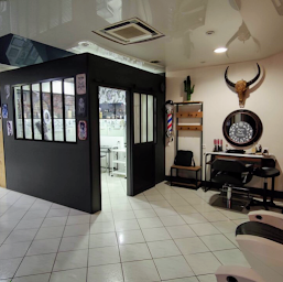 Photo n°6 de Satory Coiffure à Versailles (Barbier)