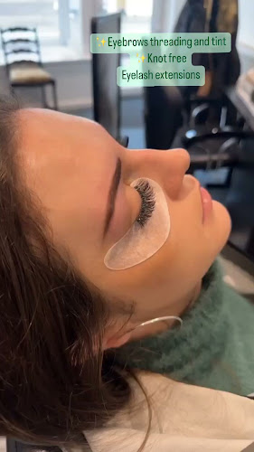 Zara Beauty Salon