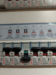 Photo n°2 de ALÉCLAIR Électricité à Versonnex (Électricien)