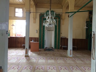 Mutlu aşağı cami