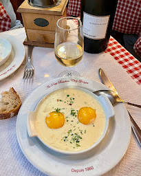 Photo n°3 de Au Petit Bouchon Chez Georges à Lyon (Restaurant)