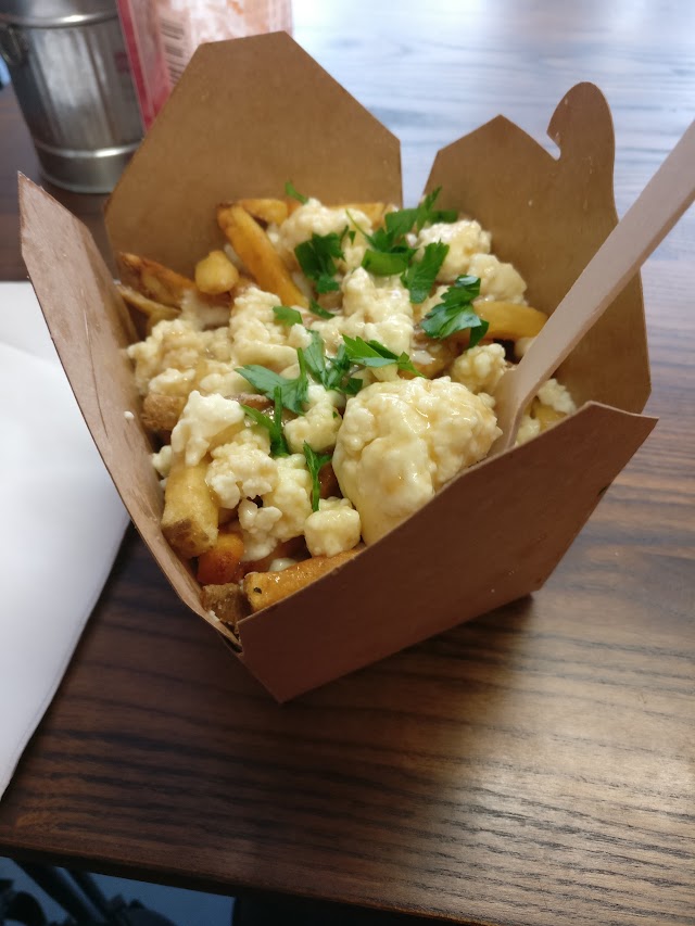 Caribou Poutine