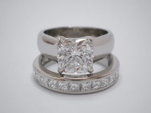 Craig Hilton Manufacturing Jeweller - Thumbnail