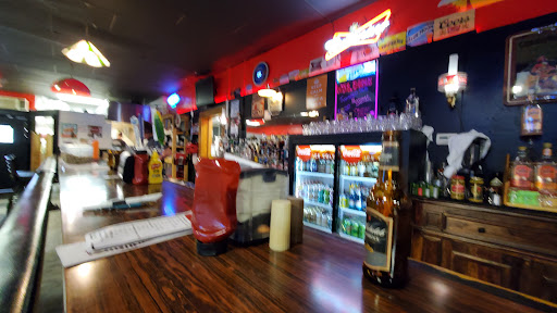 Junior’s Bar & Grill - Thumbnail