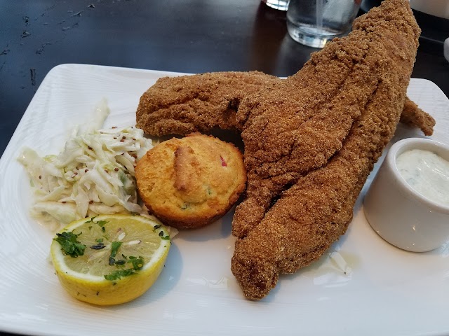 The Lookout at the Pyramid