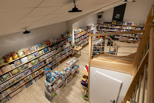 Photo n°5 de L' Antre du Jouet à Saint-Martin-Boulogne (Magasin de cartes de collection)