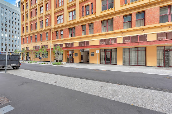 Franklin Apartments by null