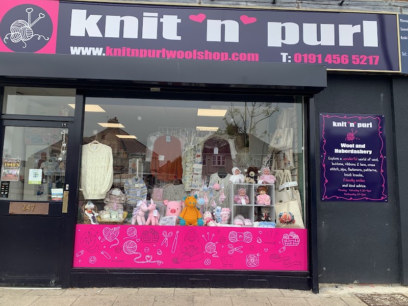 Knit 'n' purl photo 2