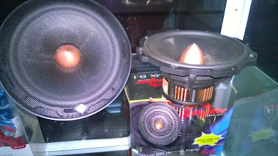 electronics-store