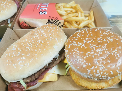Photo 11 - Burger Team