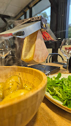 Photo n°7 de La Guinguette de Montflours à Montflours (Restaurant français)