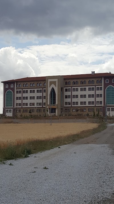 Kırşehir Abdulkadir Özcan Fen ve Sosyal Bilimler Proje Anadolu İmam Hatip Lisesi