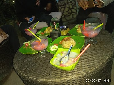 Photos of PEMPEK SYAHIRA