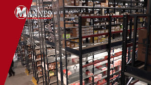 Photo n°2 de Pièces Détachées Mercedes Audi BMW Porsche - Plateforme Professionnelle - Mannes Montreuil à Montreuil (Magasin de pièces automobiles)