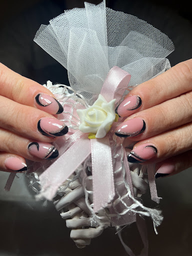 J'adore Nail Design - Visual