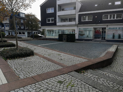 Parkplatz Dr. Oskar-Kayser-Platz