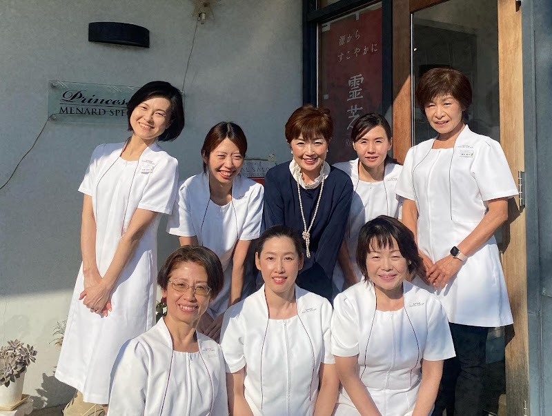 メナードフェイシャルサロンprincess rose2