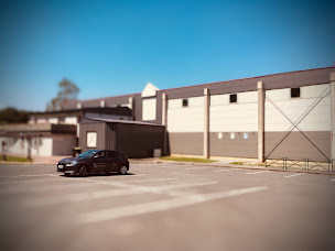 Photo n°12 de VADIER Père & Fils - Entreprise de peinture à LA FERE à La Fère (Peintre en bâtiment)