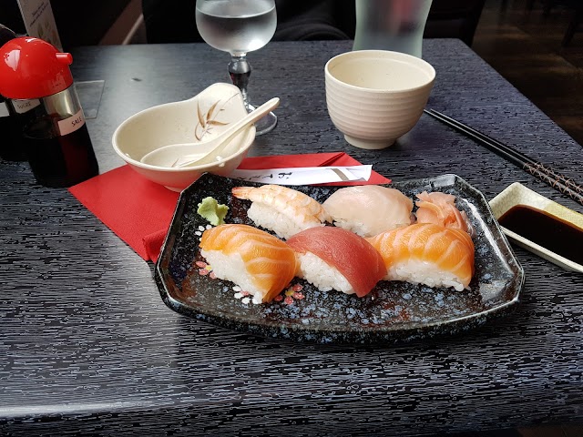 Tomokazu