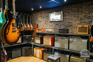 Photo n°58 de Euterpe Musique Clermont à Clermont-Ferrand (Magasin d'instruments de musique)