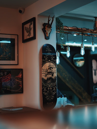 Tobias Gentleman's Lounge - Thumbnail