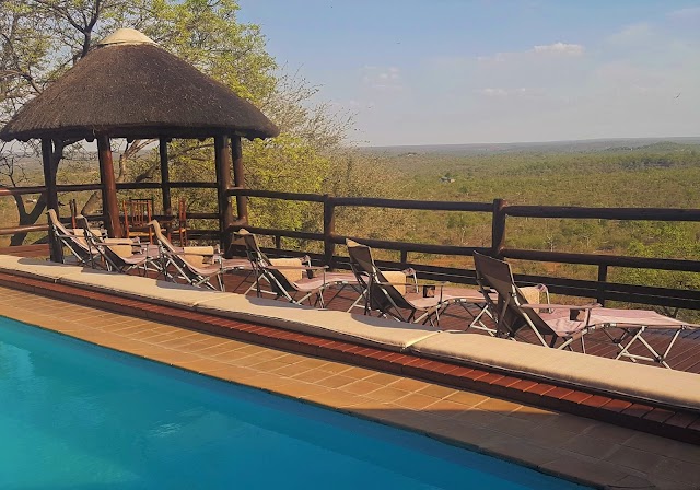 Mopaya Safari Lodge