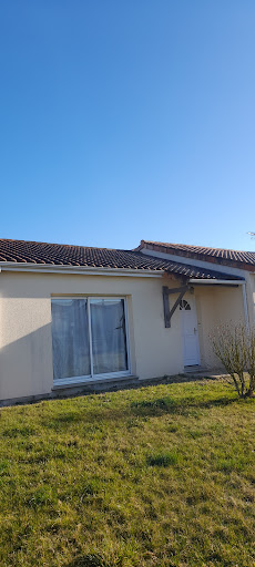 Photo de KM Couverture 86 à Latillé (86190)